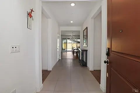Furnished Finder property 738184_1 photo 3