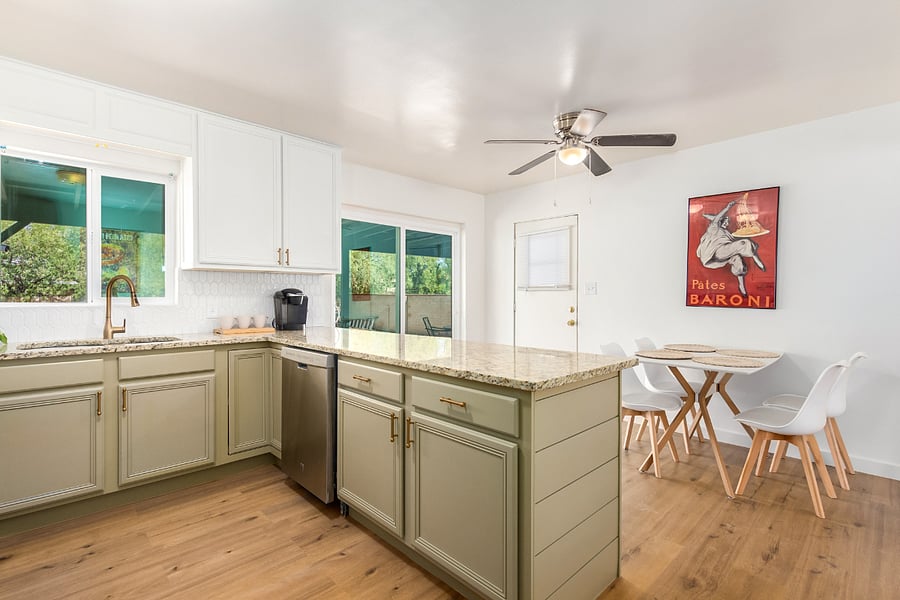 Furnished Finder property 738200_1 photo 4