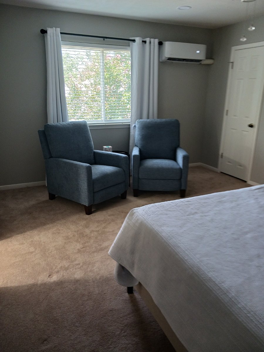Furnished Finder property 738220_1 photo 16