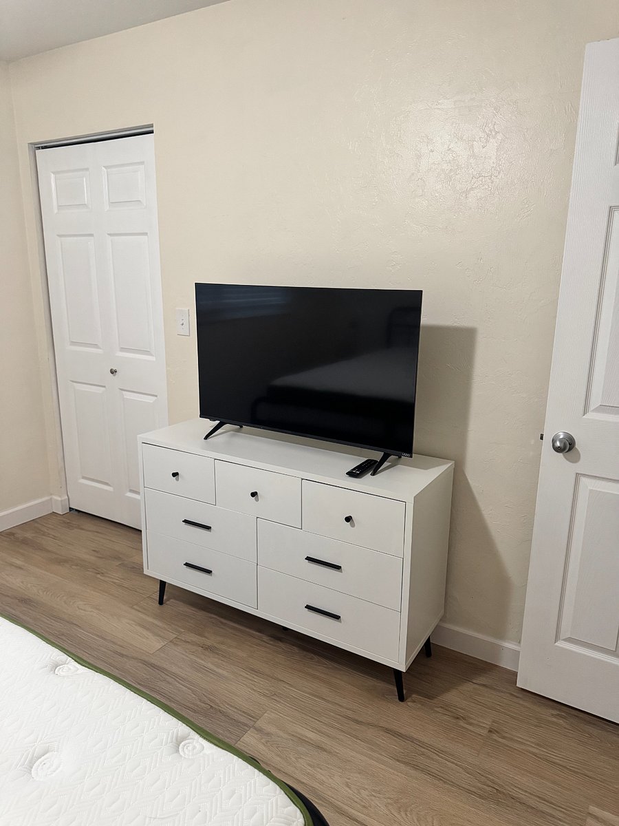 Furnished Finder property 738284_2 photo 12