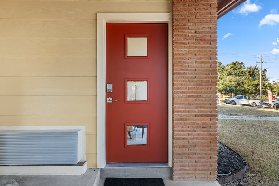 Side 1: Front door with Digital key lock