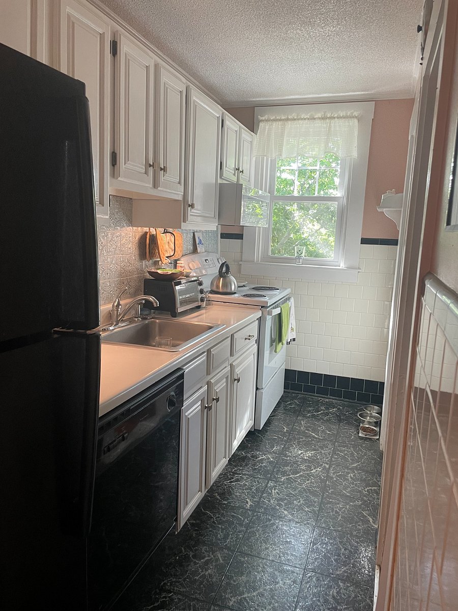 Furnished Finder property 738325_1 photo 3