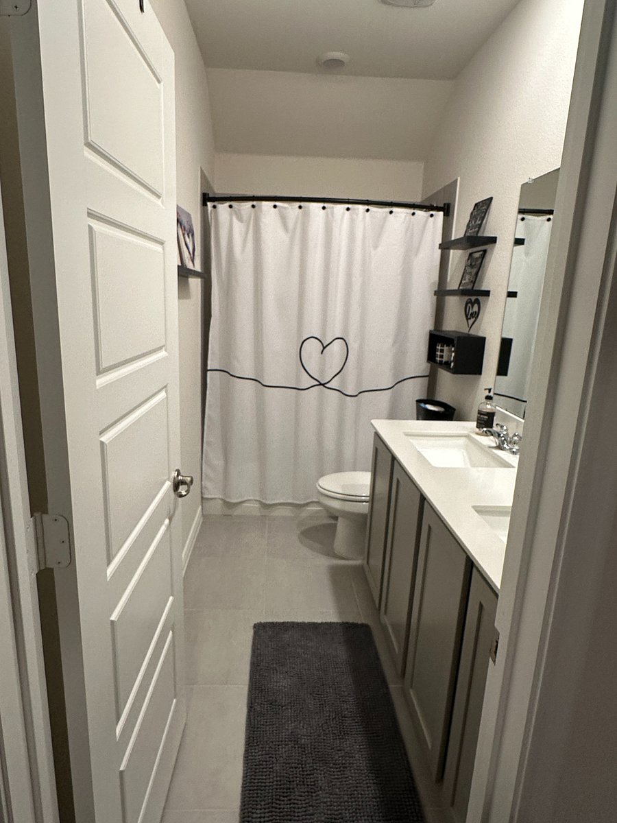 Furnished Finder property 738365_1 photo 8