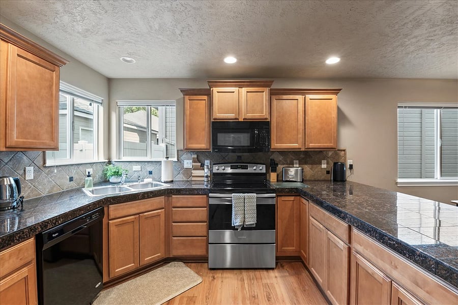 Furnished Finder property 738368_1 photo 18