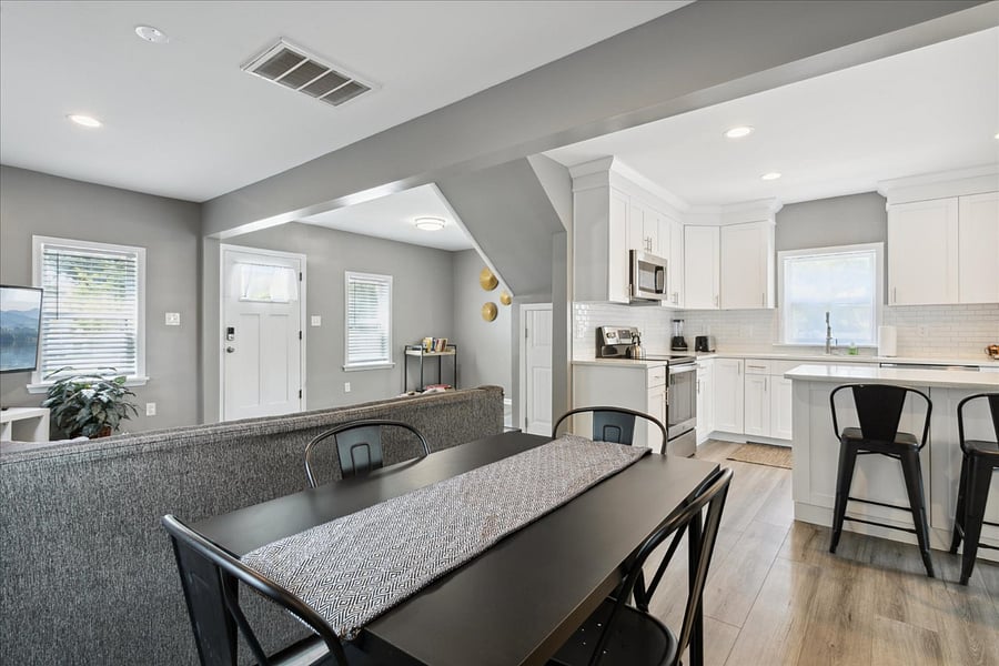 Furnished Finder property 738369_1 photo 8