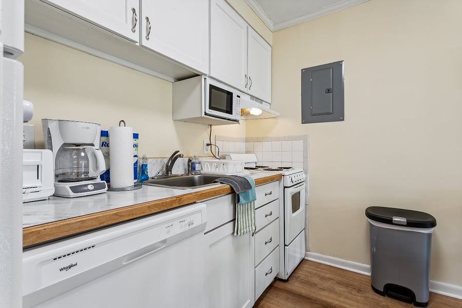 Furnished Finder property 738388_1 photo 31