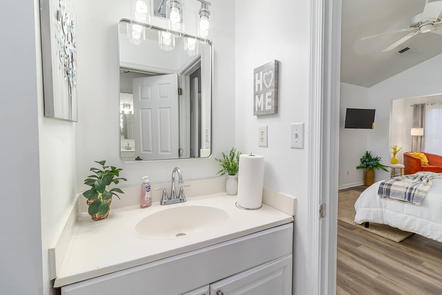 Furnished Finder property 738413_2 photo 16