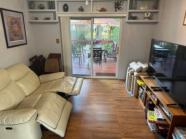 Family Rm w. Loveseat Lounger