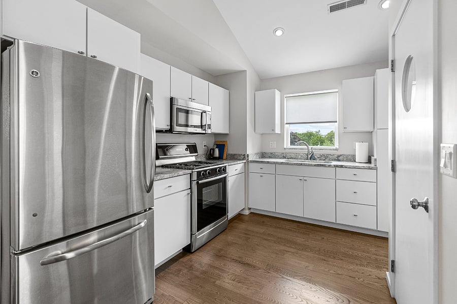 Furnished Finder property 738557_1 photo 9