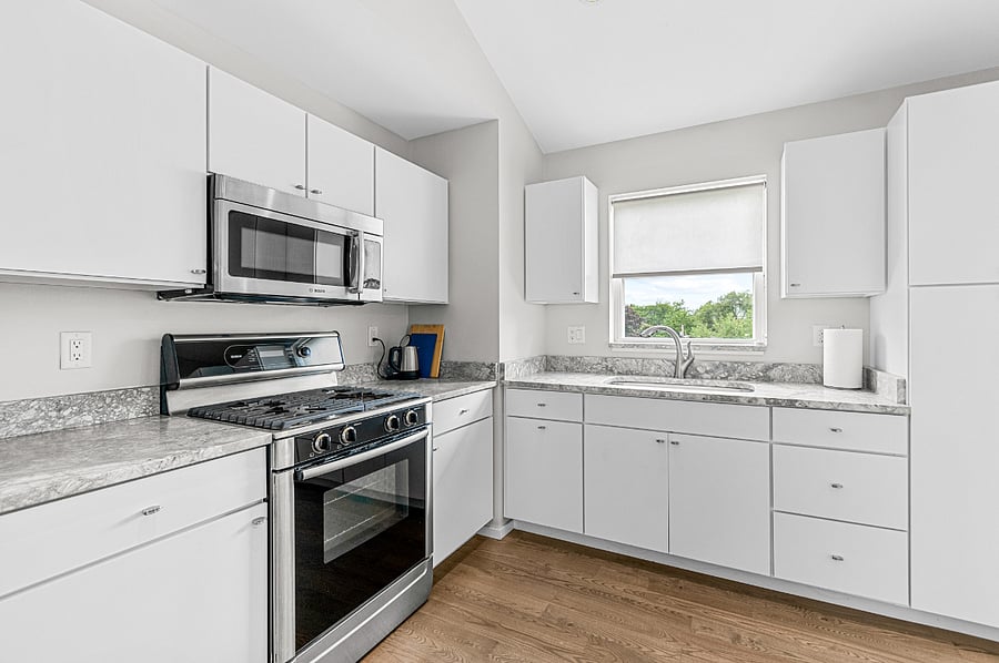 Furnished Finder property 738557_1 photo 15