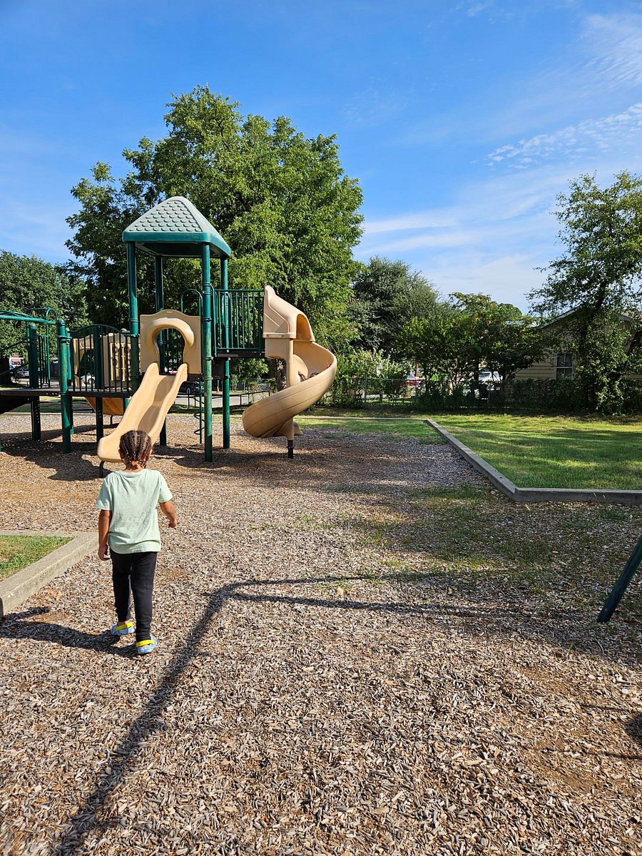 Grauwyler Park playground
