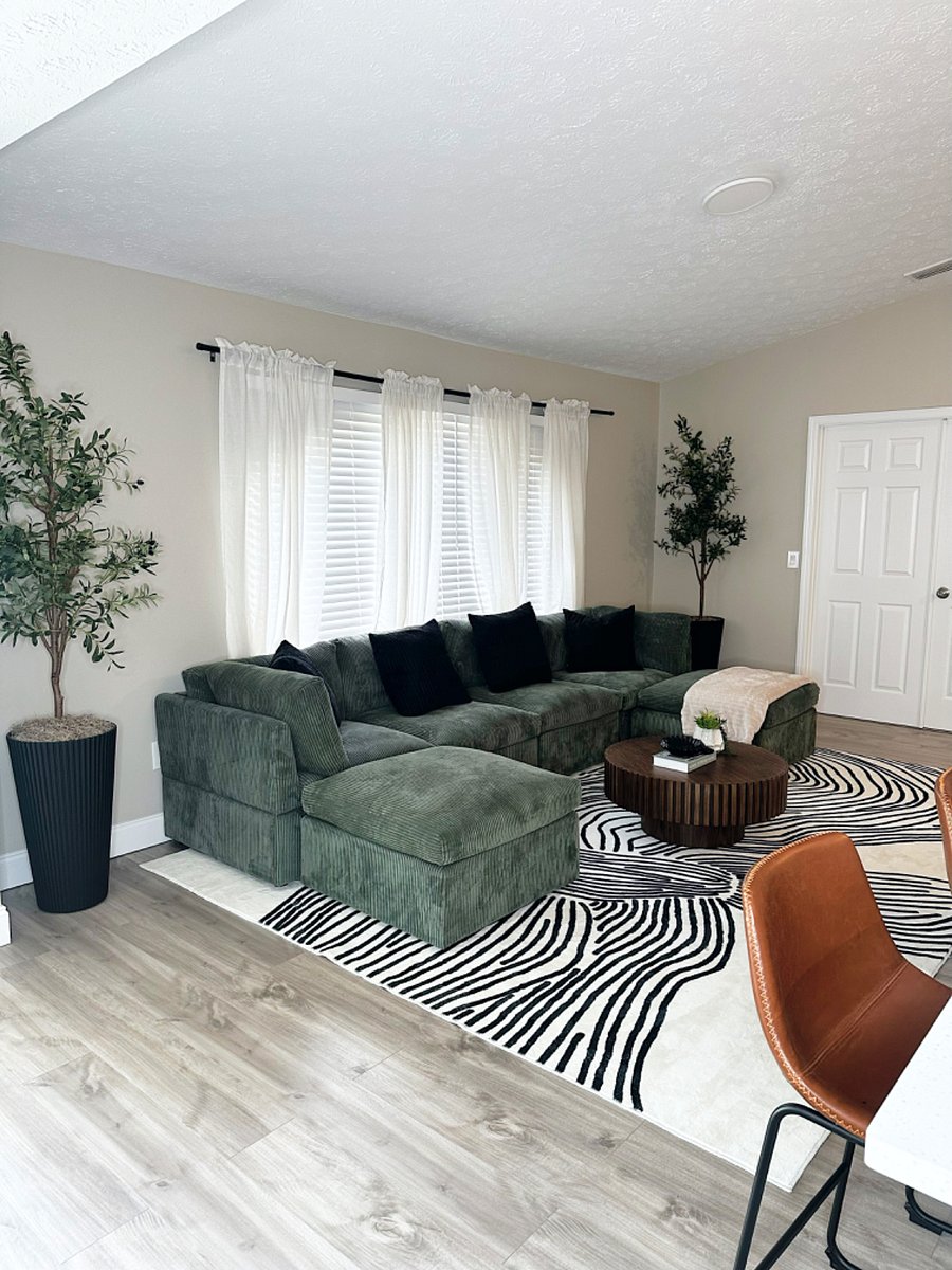 Furnished Finder property 738596_1 photo 1