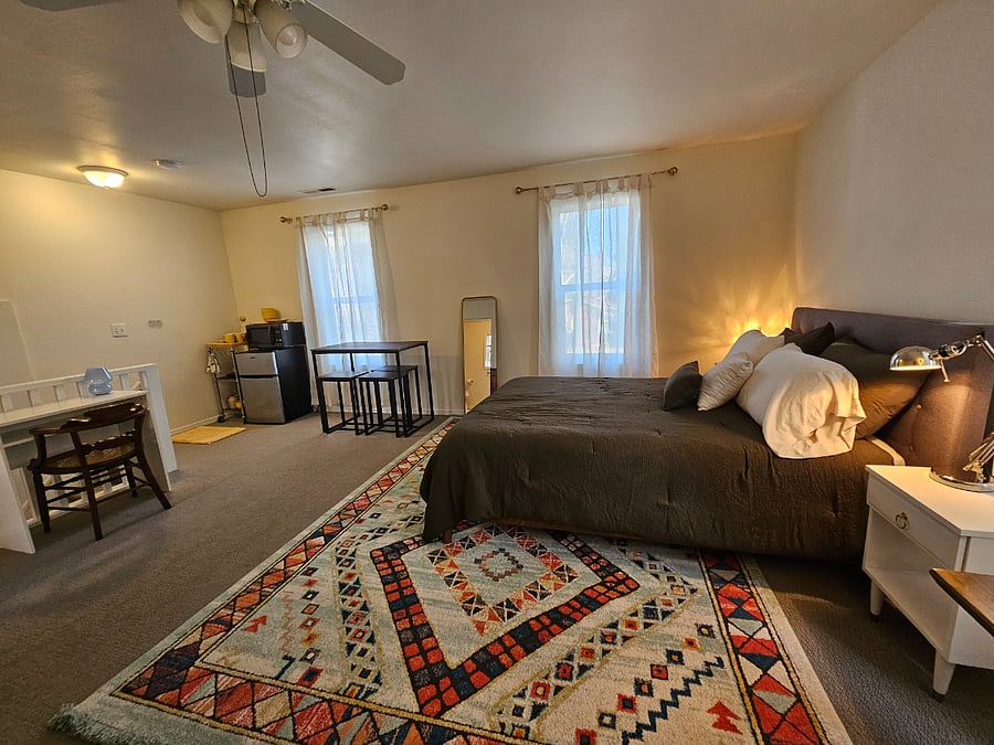 Furnished Finder property 738606_1 photo 3