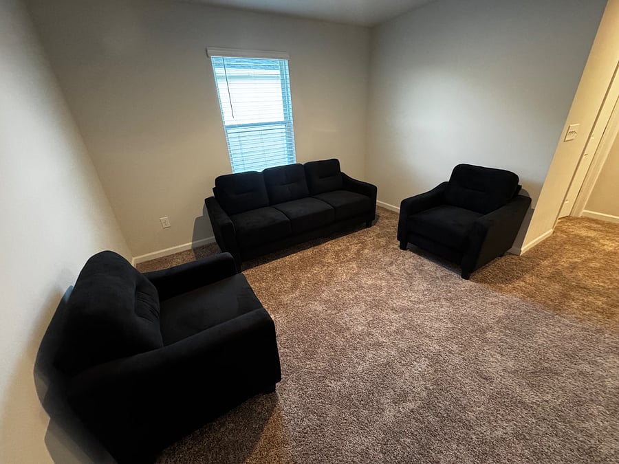 Furnished Finder property 738650_2 photo 4