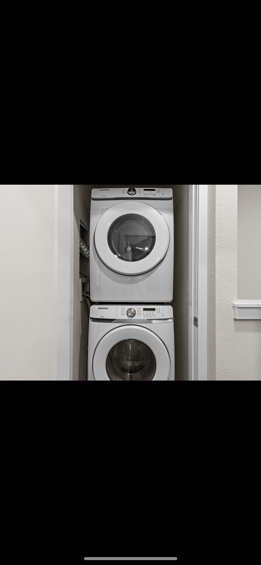 WASHER AND DRYER IN THE HOUSE FOR YOUR CONVENIENCE.