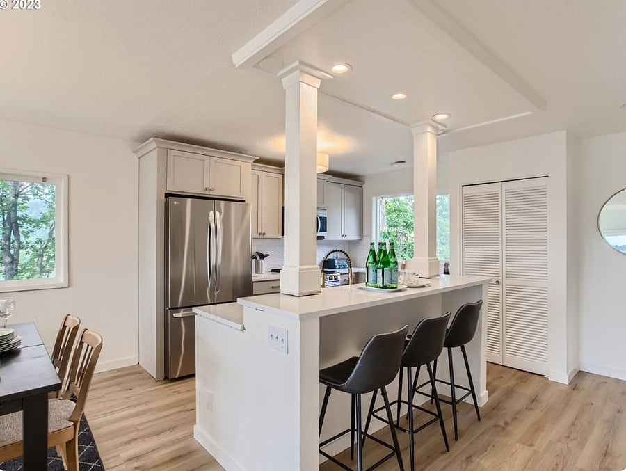 Kitchen, stainless appliances and island