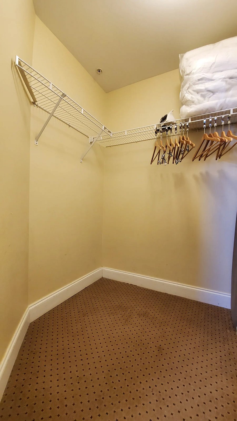 Furnished Finder property 738692_1 photo 18