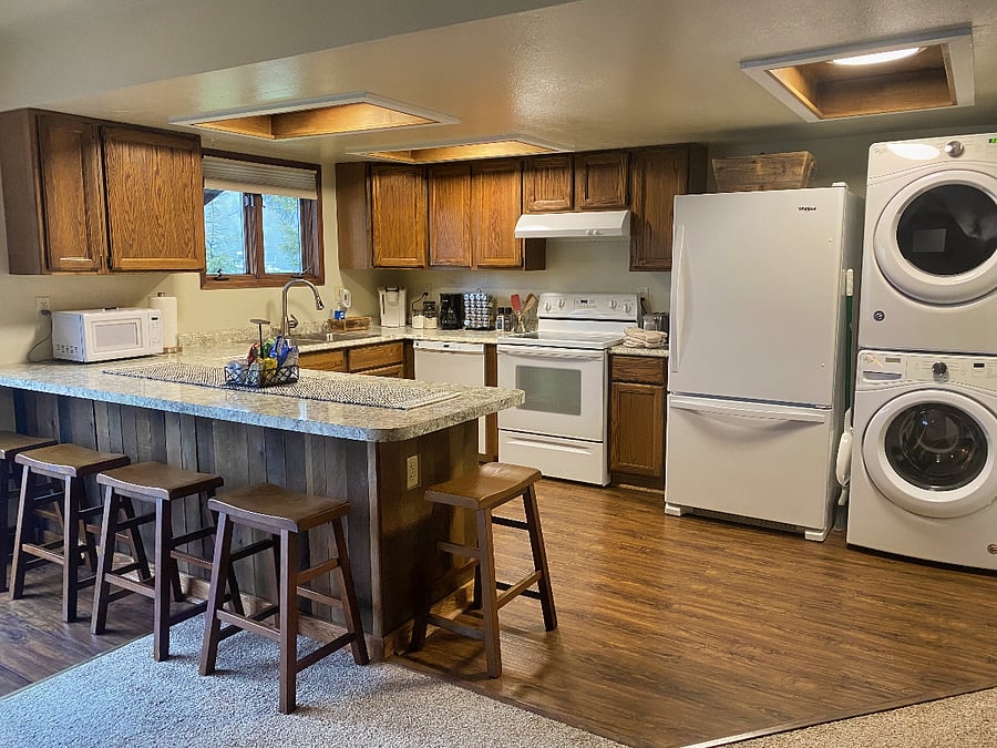 Furnished Finder property 738703_2 photo 5