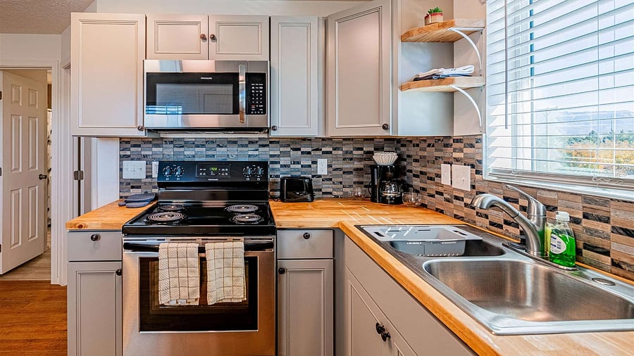 Furnished Finder property 738800_1 photo 11
