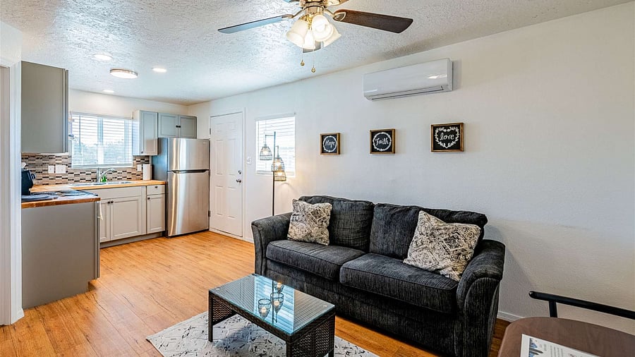 Furnished Finder property 738800_1 photo 2