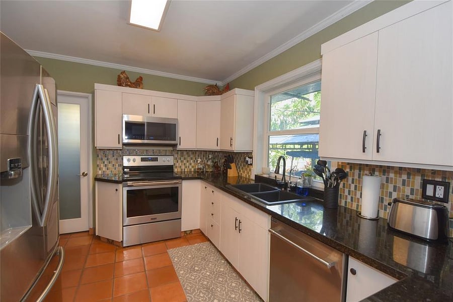 Furnished Finder property 738811_1 photo 8