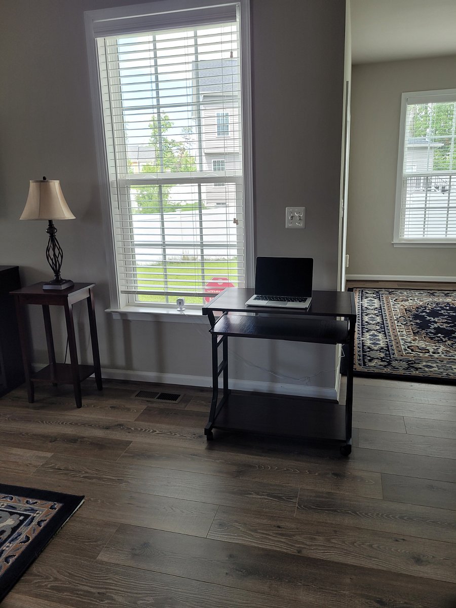 1st-floor Living Room