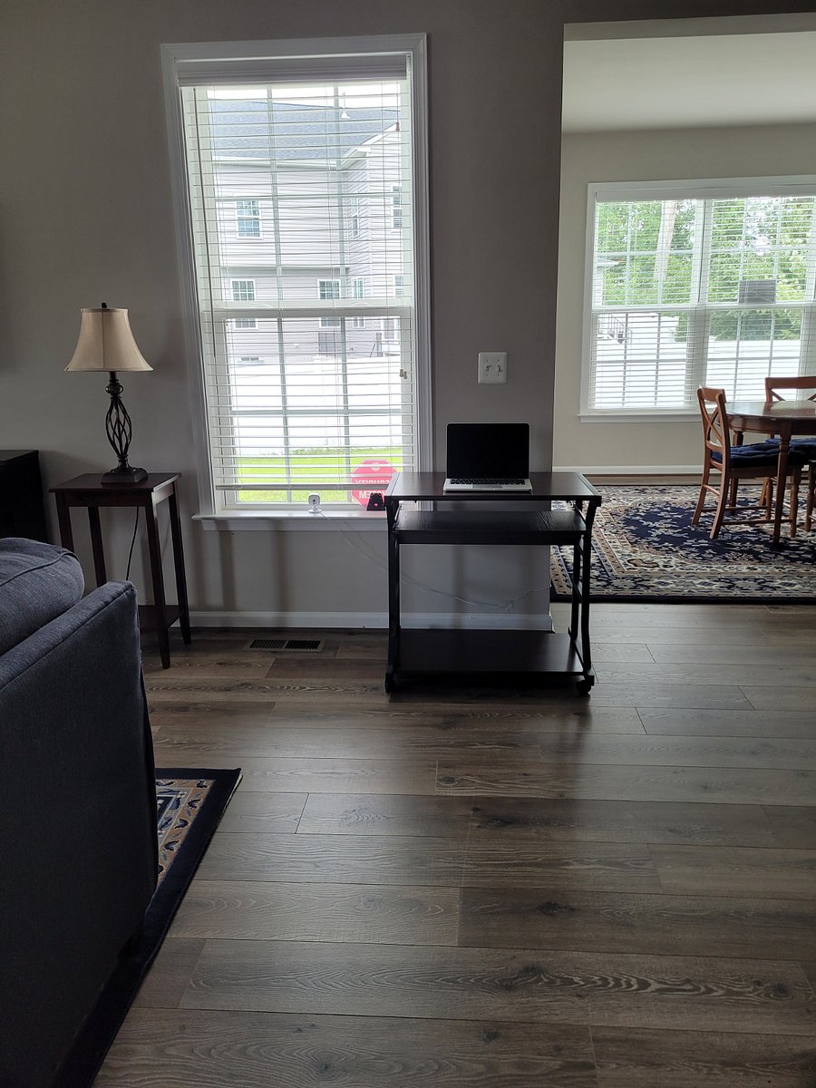 1st-floor Living Room/Sunroom