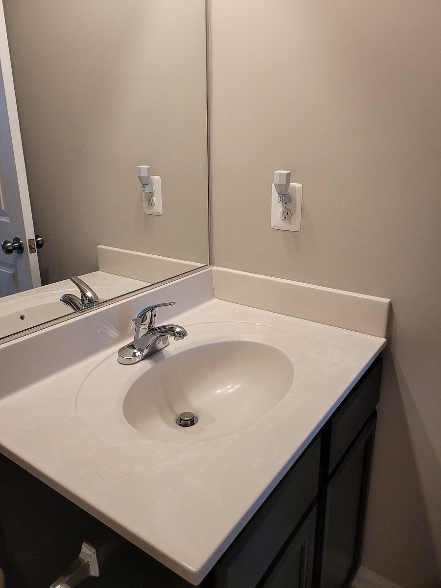 The Natalia Suite: Upper-Level Bedroom #4 - Private Full Bathroom w/ Bathtub & Shower, Toilet w/ Bidet