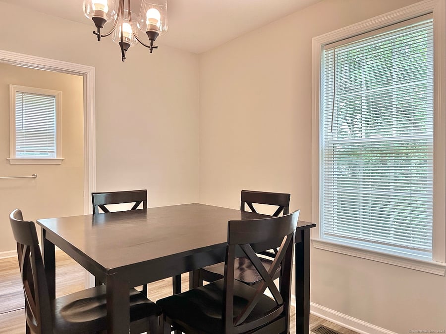 Furnished Finder property 738874_1 photo 12