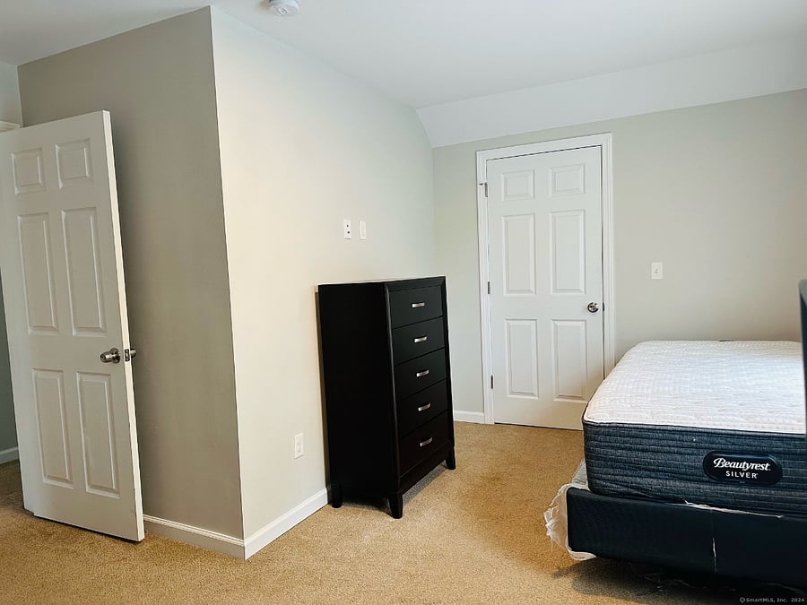 Furnished Finder property 738874_1 photo 17