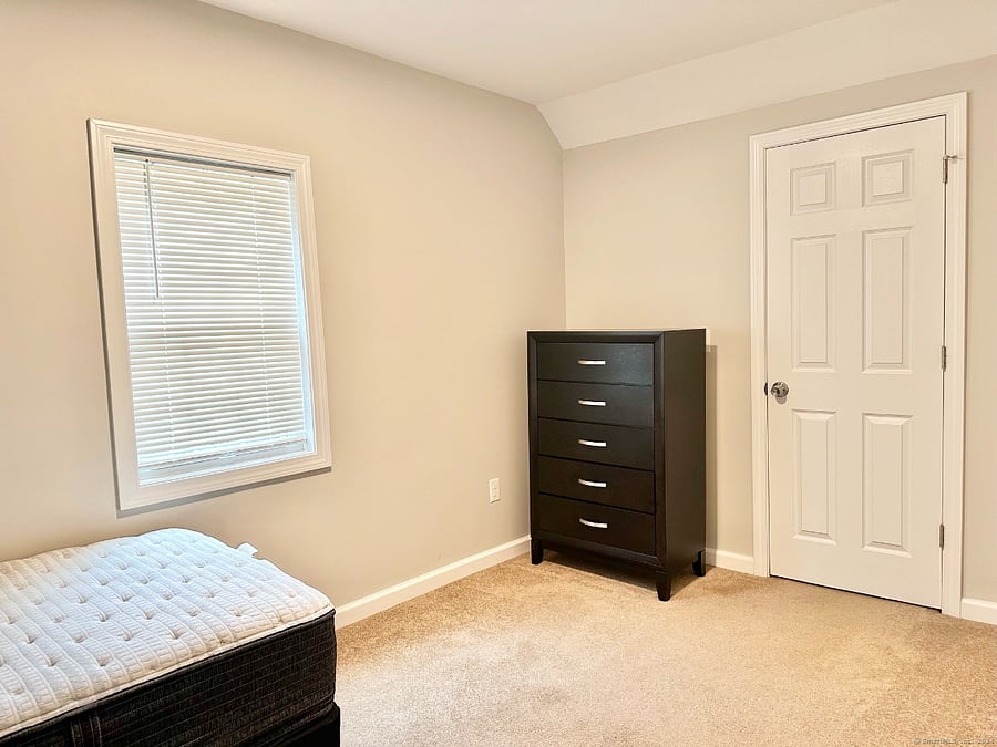 Furnished Finder property 738874_1 photo 18