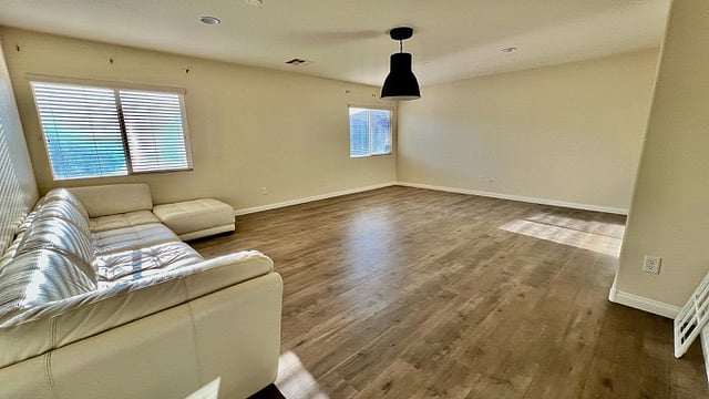 Furnished Finder property 738876_1 photo 25