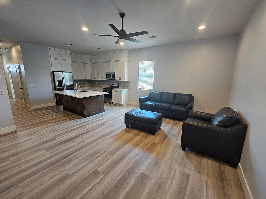 Family Room & Kitchen 
