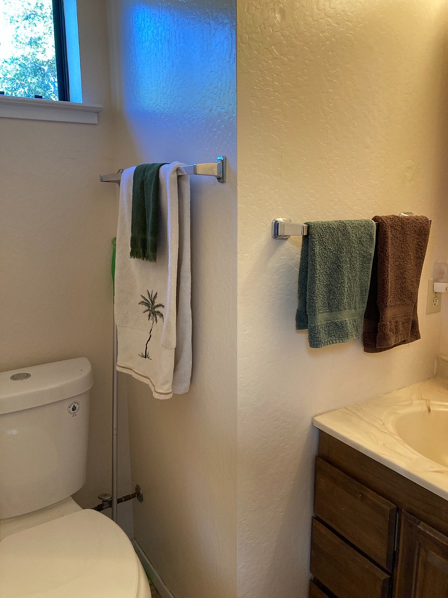 Bathroom - Toilet