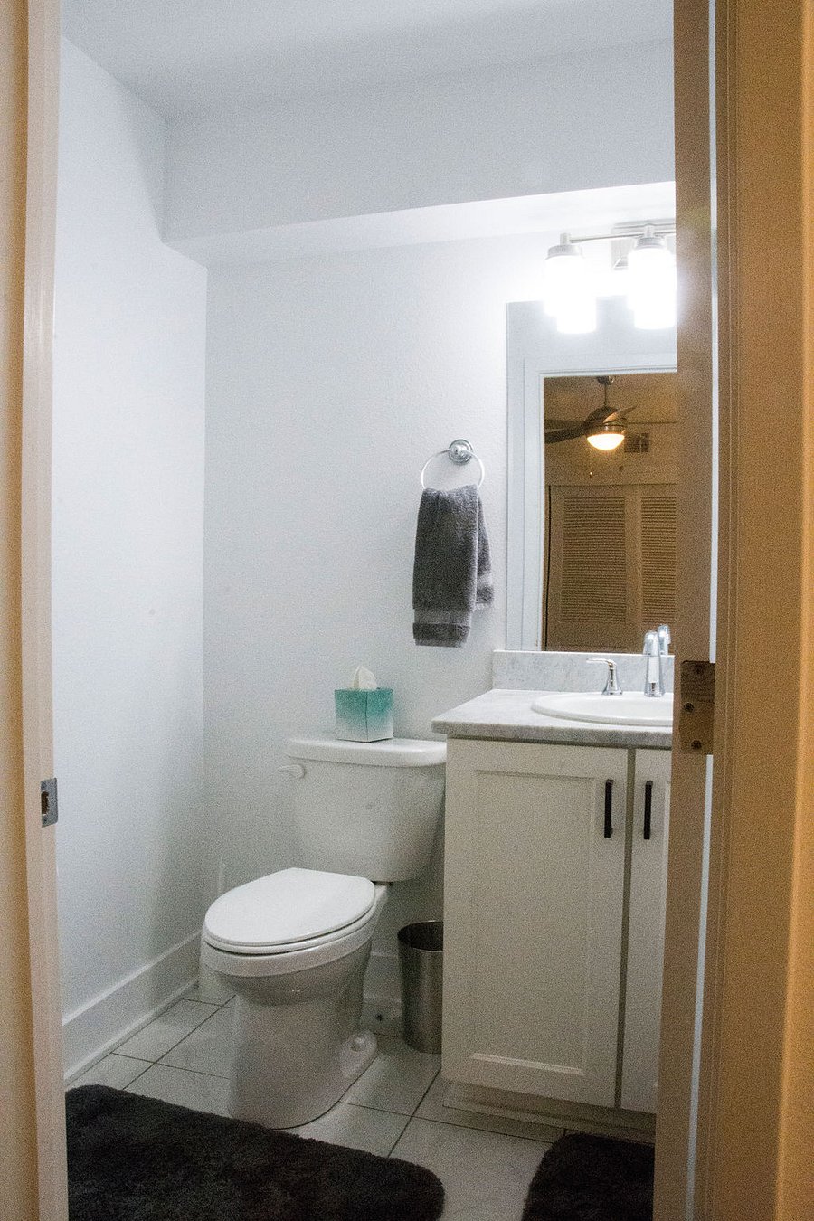 Bathroom - Set of 6 towels, hand towels and washcloths.