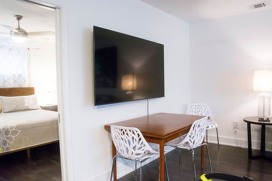 Living Room with dining table for 4 or workspace
