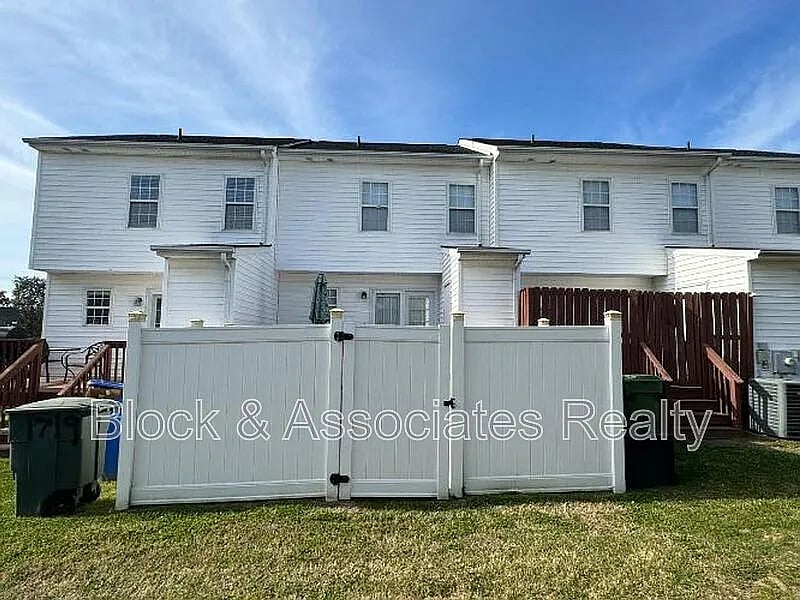 Furnished Finder property 739103_1 photo 25