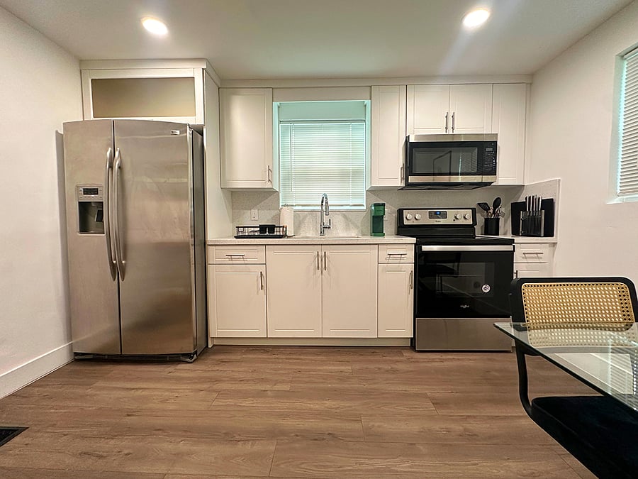 Full Kitchen
