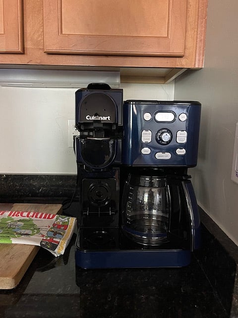 Coffee pot
pods and full pot