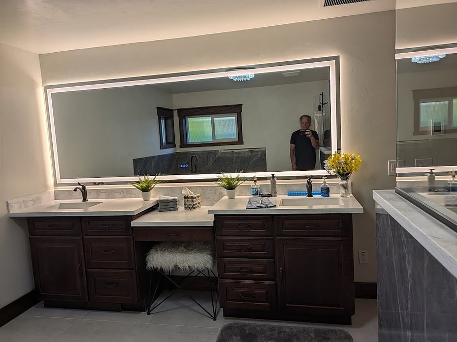 9 feet of counter and lighted mirror
