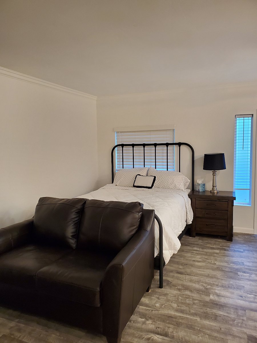 Furnished Finder property 739340_1 photo 2