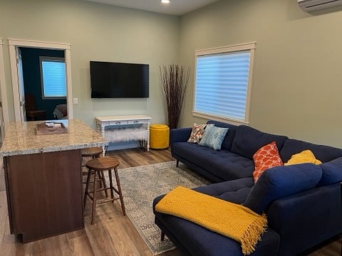 Furnished Finder property 739424_1 photo 3
