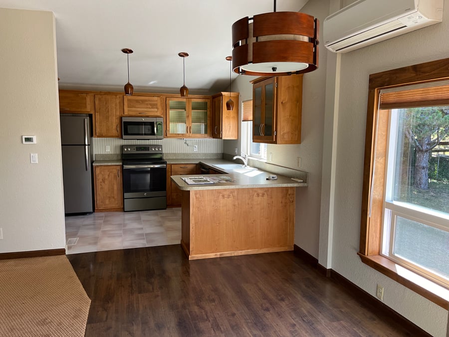 Full shared kitchen