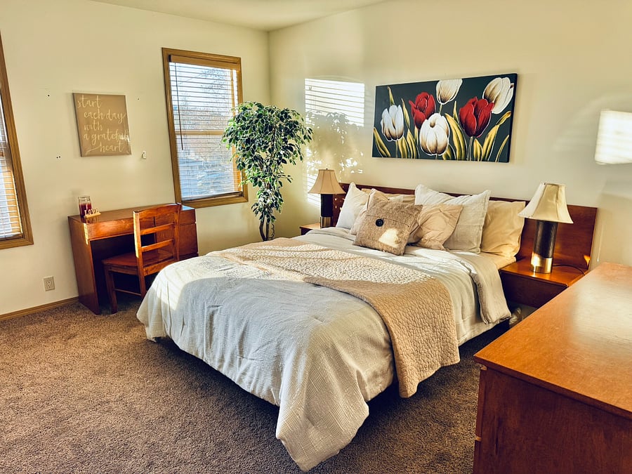 Main Floor Bedroom 2