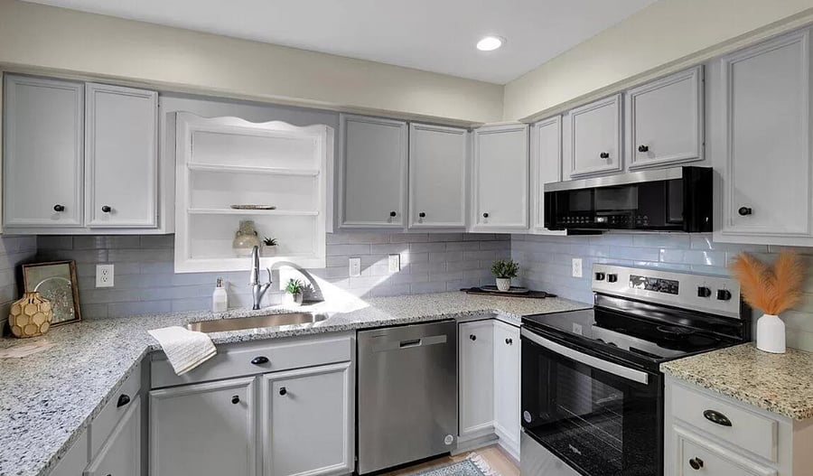Furnished Finder property 739592_1 photo 3