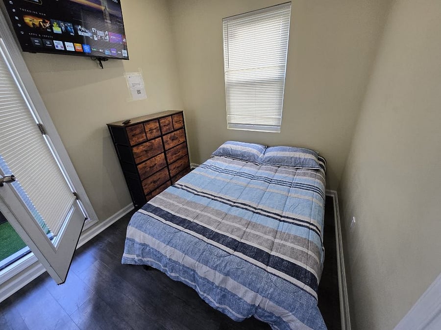 Furnished Finder property 739601_4 photo 24