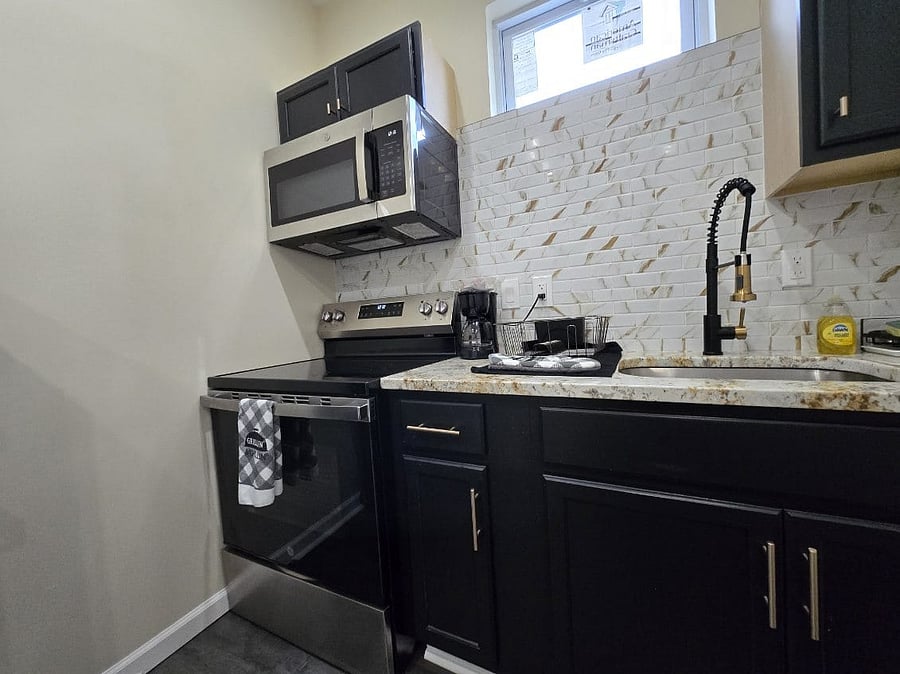 Furnished Finder property 739601_4 photo 41
