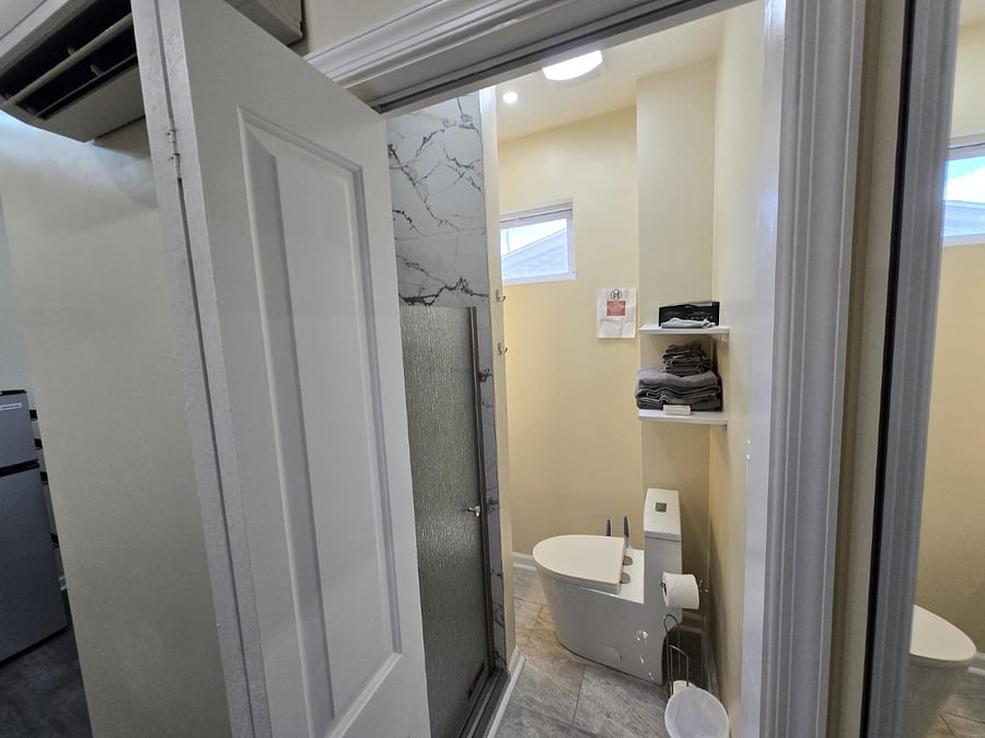 Furnished Finder property 739601_4 photo 44