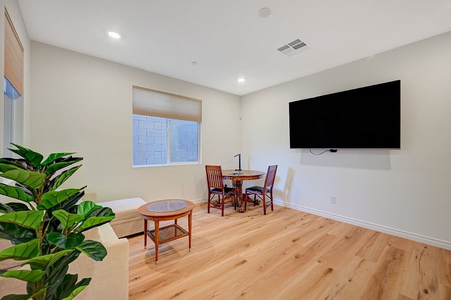 Furnished Finder property 739641_1 photo 3