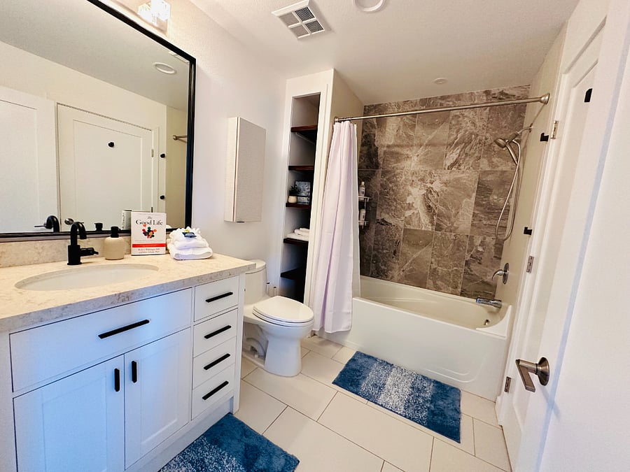 Rub a dub dub! 2nd bathroom!